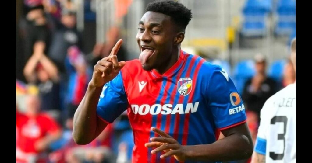 Durosinmi Scores Again as Transfer Interest Intensifies