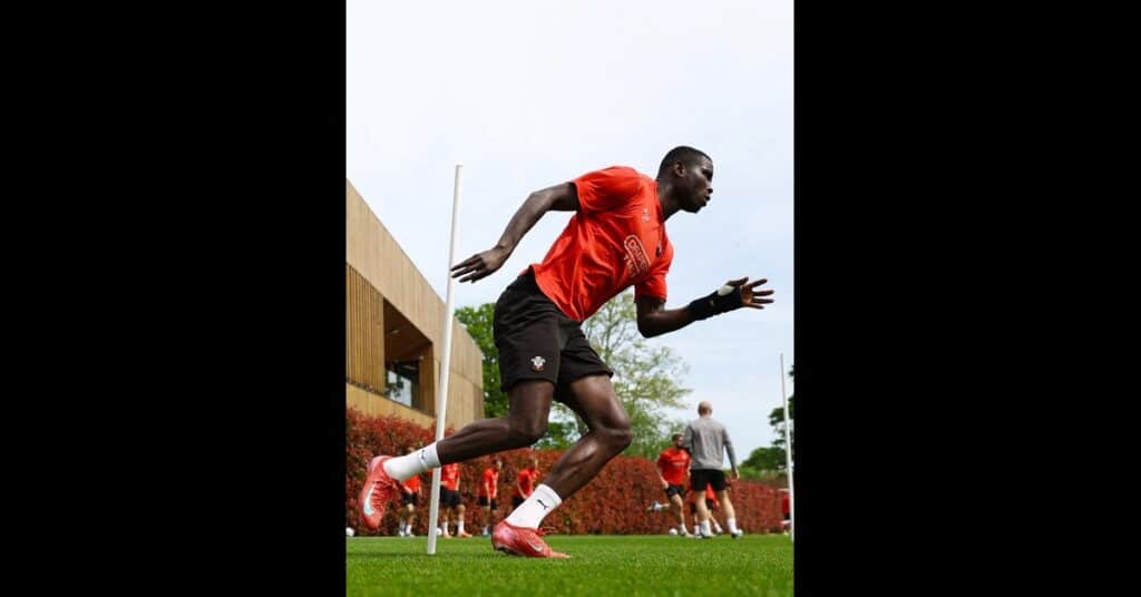 Onuachu Cleared for Leicester Clash, Confirms Southampton Coach