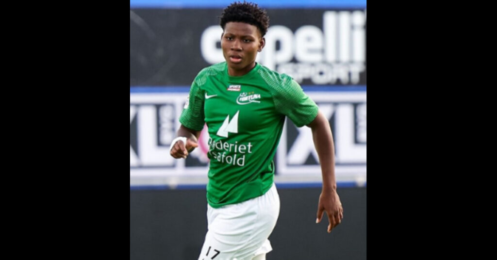 Joy Omewa crowned Denmark's top player after stellar season