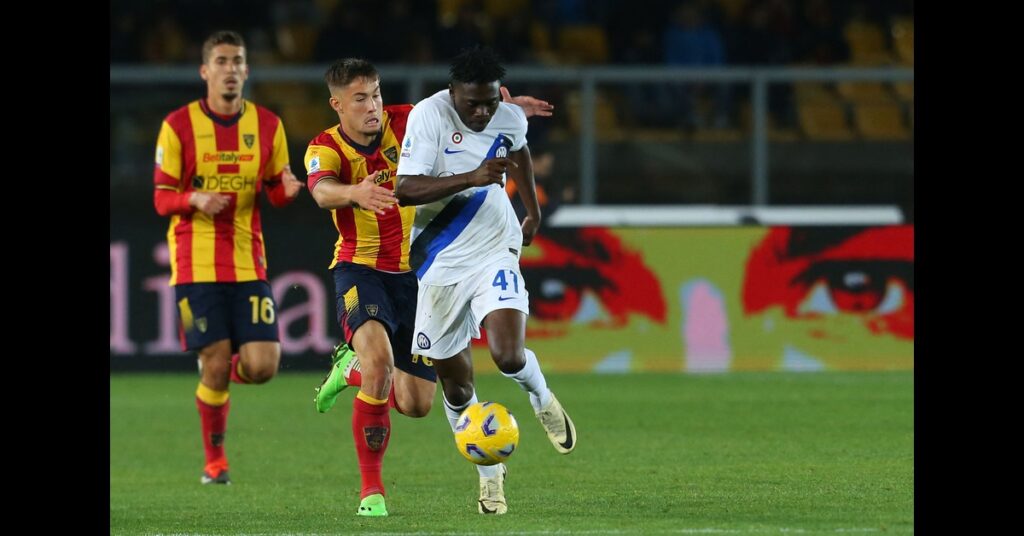 Inter Begin Contract Talks with Midfielder Akinsanmiro