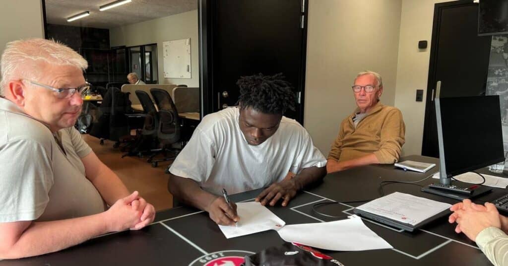 Odekunle Musiliu Signs New Five-Year Deal with Midtjylland