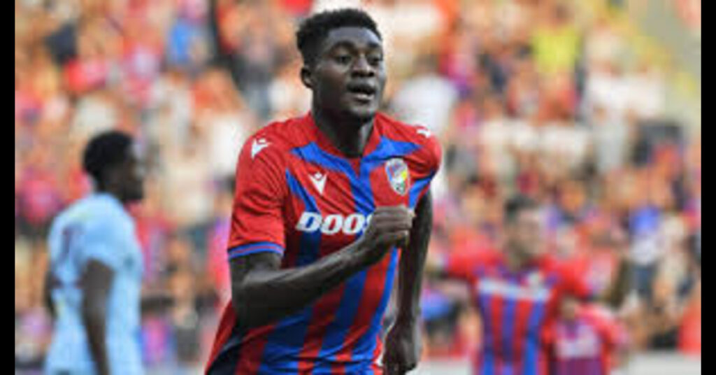 Durosinmi Tipped to Overtake Osimhen as Nigeria’s Top Striker