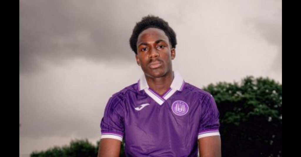 Young Nigerian Midfielder Chinecherem Pens Fresh Deal with Anderlecht