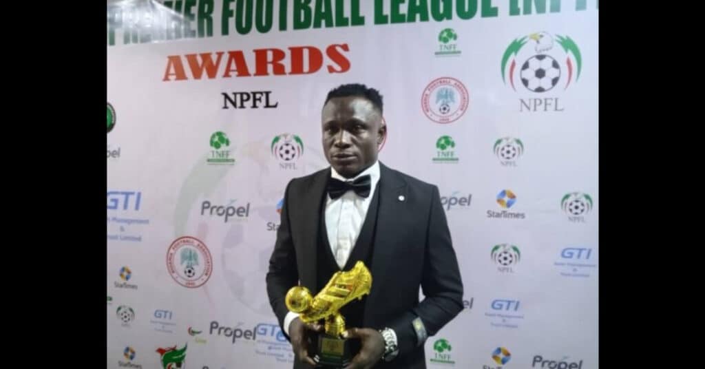 NPFL Awards ₦2m Each to Top Scorer Anas Yusuf and Coach Ogunmodede