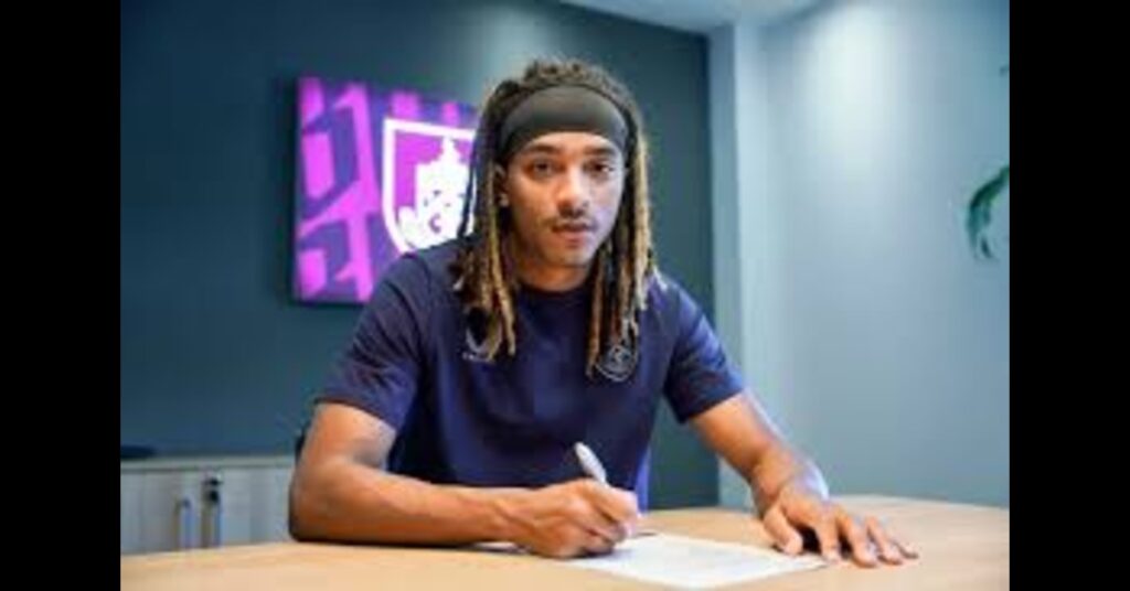 Burnley Secure Young Nigerian-Born Defender Noah Adekoya’s First Pro Contract