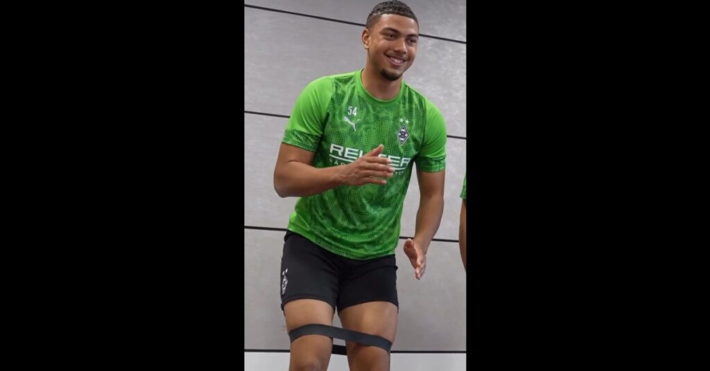 Justin Adozie Excels for Borussia Mönchengladbach II in Regionalliga Impact