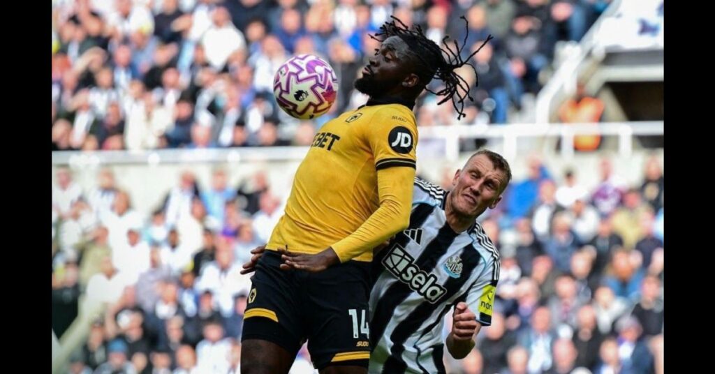 Arokodare Features as Wolves Hold Newcastle to Goalless Draw in Premier League