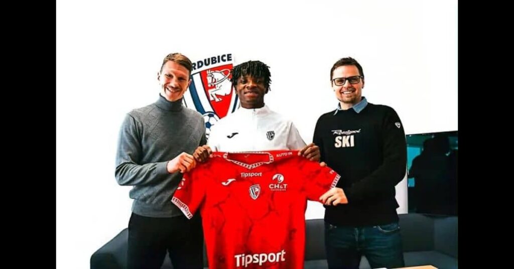 Victor Samuel Elem Extends Contract at FK Pardubice for Three More Years