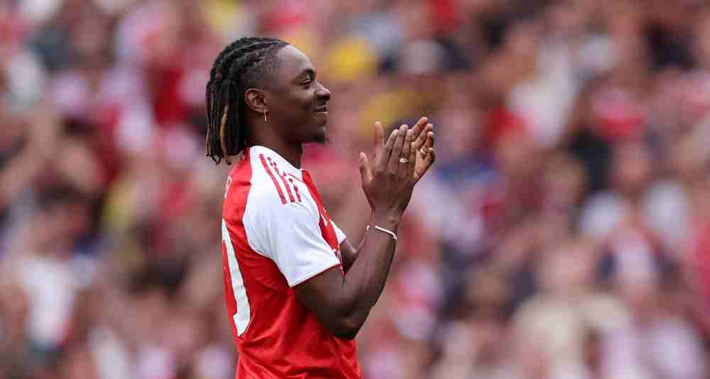 Eze Saves Arsenal's Blushes in Hard-Fought Mansfield Win 2 Eze Saves Arsenal's Blushes in Hard-Fought Mansfield Win