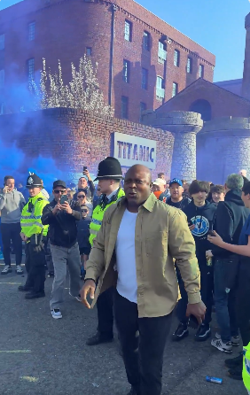 The Yak Returns: Yakubu Watches Everton Thrash Chelsea 3-0 2 The Yak Returns: Yakubu Watches Everton Thrash Chelsea 3-0