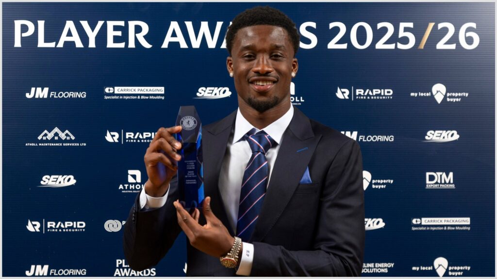 Fernandez Wins Rangers Player of Year in Debut Season