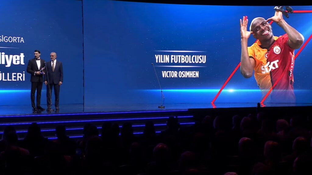 Osimhen Wins Footballer of the Year at Milliyet Awards