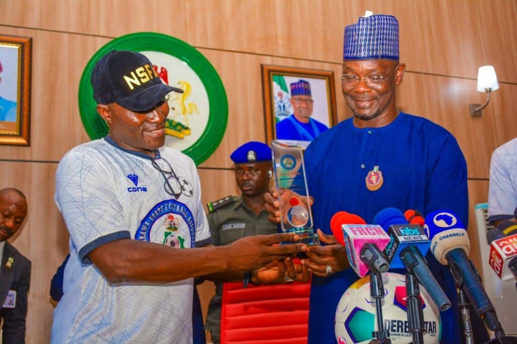 Governor Sule Rewards Nasarawa Amazons With Bus, Cash After FA Cup Triumph